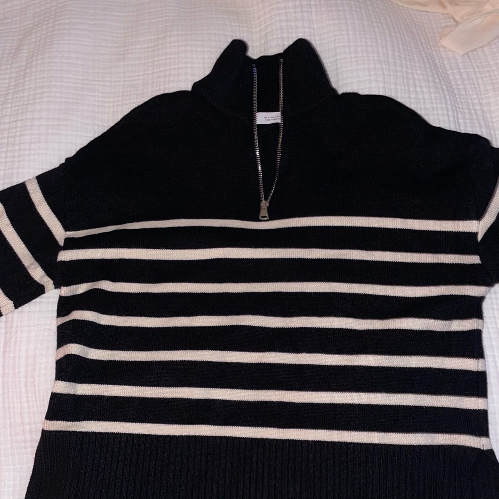 Black and White Striped Women's Sweater